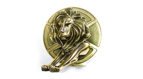 1290580767_img100825_lion10