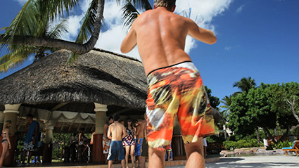 1290580871_img100609_badehose1