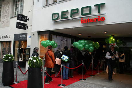 1290581018_img100317_interio4