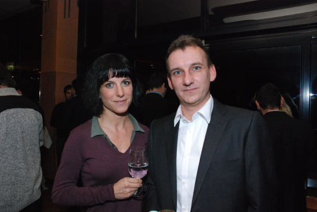 1290581089_img100208_wdj7