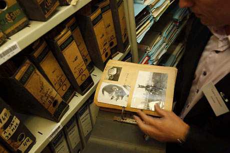 1290581708_img090518_archiv1