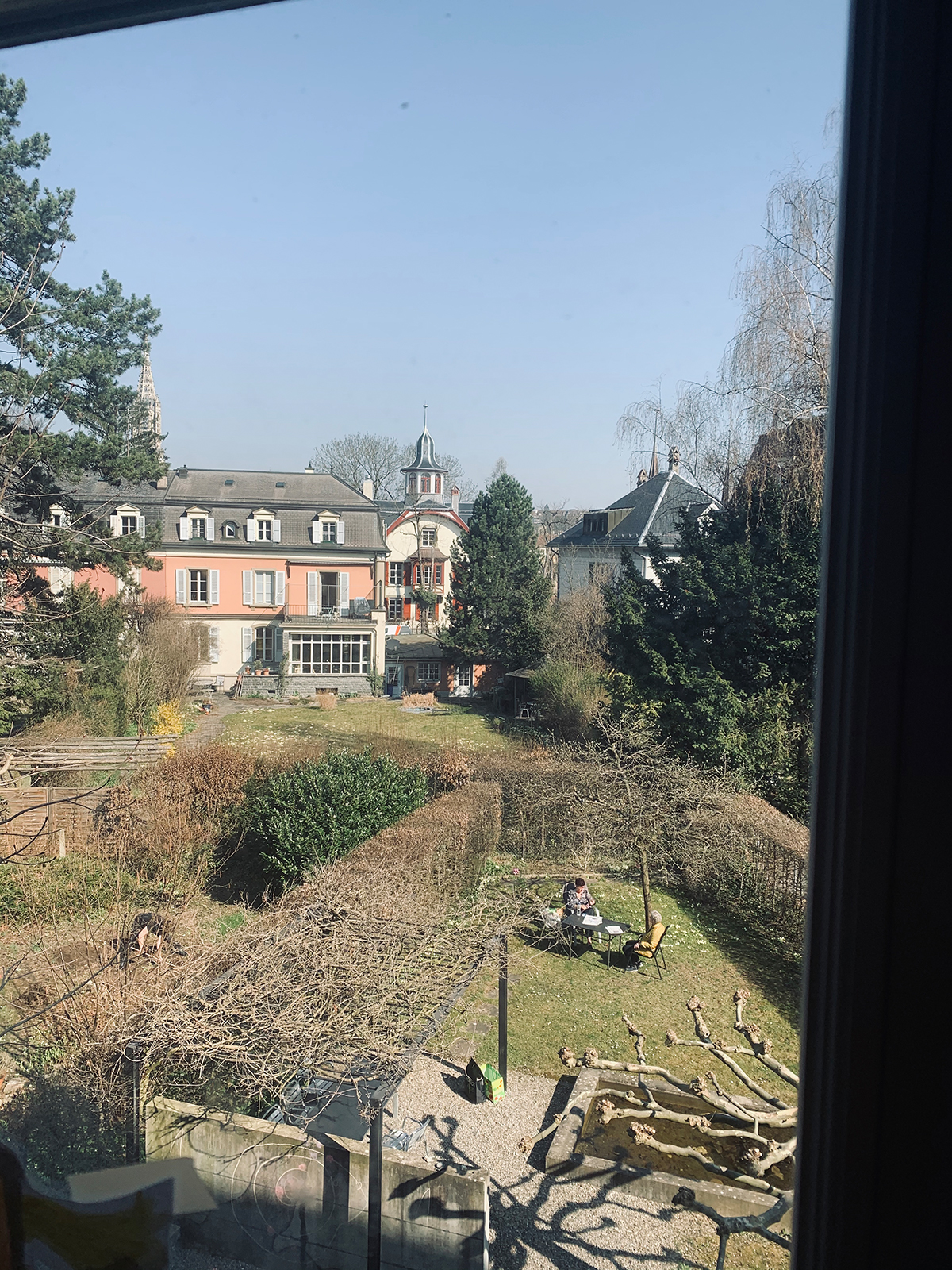 05_Outdoor_Homeoffic-e_schon_besetzt