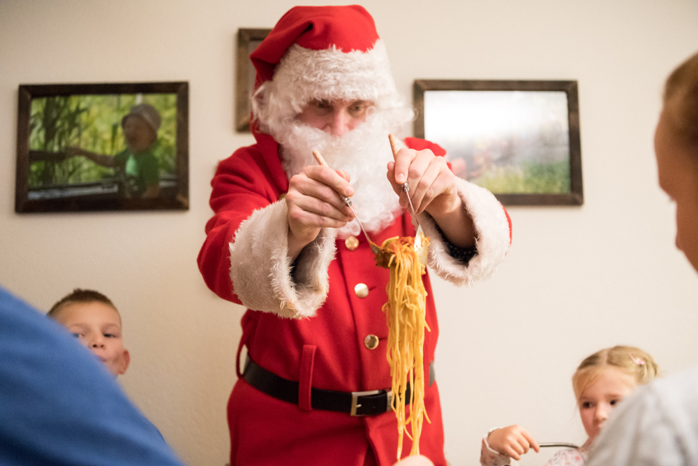 4 Sihlcity_Santa_Kochen