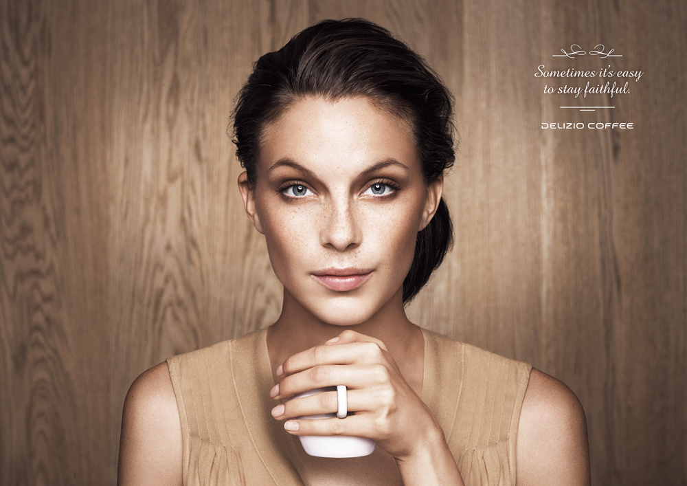 PRESS-04-NONALCOHOLIC_DelizioCoffee_WeddingRing_1-Woman