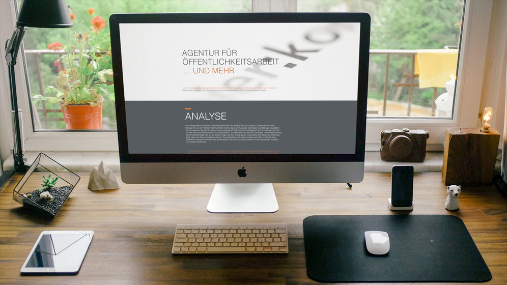 mkom-website