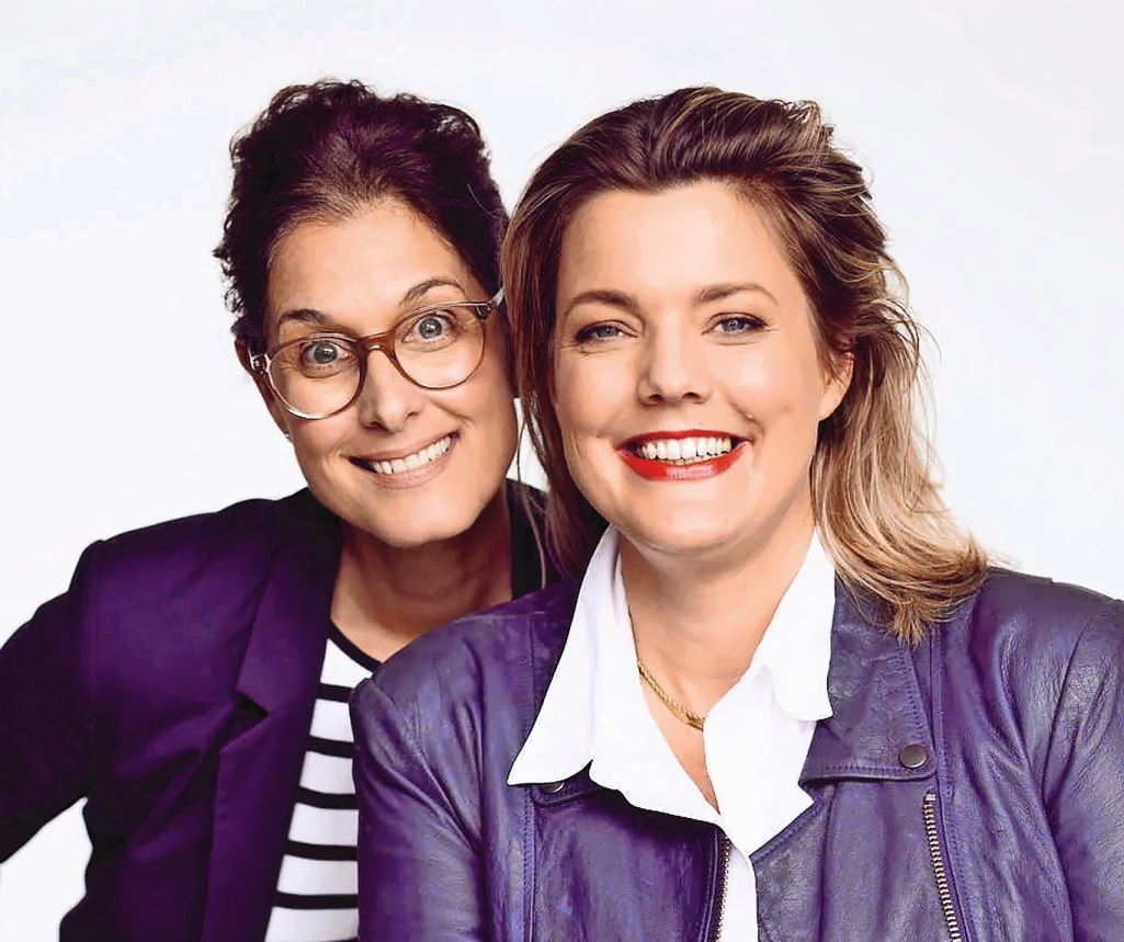 Wies Bratby mit Chefredaktorin Anna Kohler.
