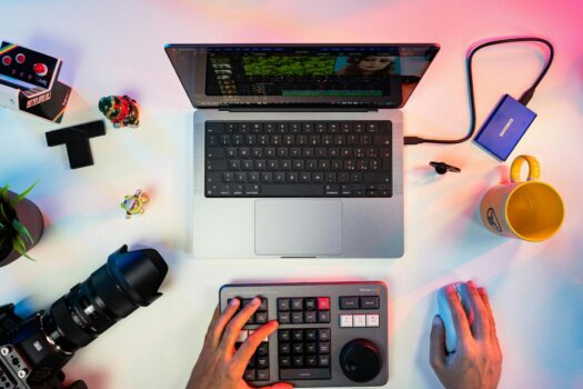 Neuer Fachausweis stärkt Produktion von Multimedia-Inhalten. Quelle: zvg