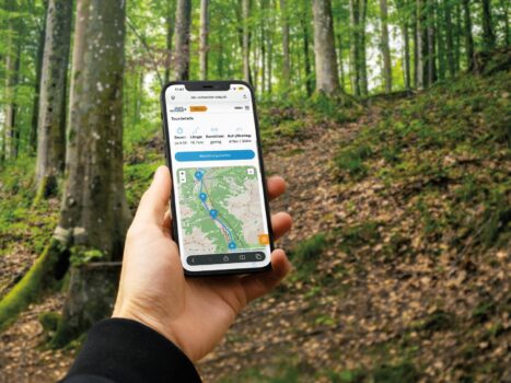 Der Schweizer Weg digital: Wanderrouten einfach auf dem Smartphone. Quelle: zvg